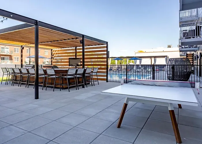 1br W Lounge Pool Gym Nr Metra Chi-861 Apartment *